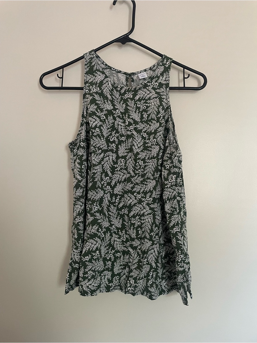 old navy floral/feather blouse